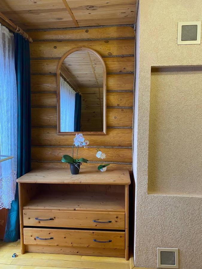 У Фёдера И Маргариты Nizhnya Hrabivnytsia 外观 照片